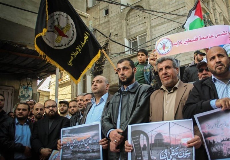 تشییع شهید فلسطینی به راهپیمایی تبدیل شد+تصاویر
