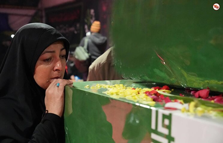 Iranians hold nationwide funeral ceremony for 200 unknown martyrs