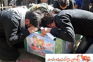 پیکر ۵ شهید مدافع حرم در قم تشییع شد