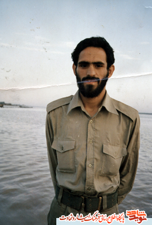 شیفته کمالات اخلاقی حاج احمد متوسلیان بود شیفته کمالات اخلاقی حاج احمد متوسلیان بود