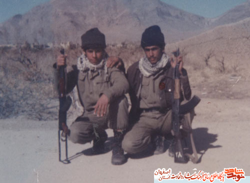 حاجیه خانم کبری سبزواری مادر شهید گرانقدرعباس پیروی به فرزند شهیدش پیوست