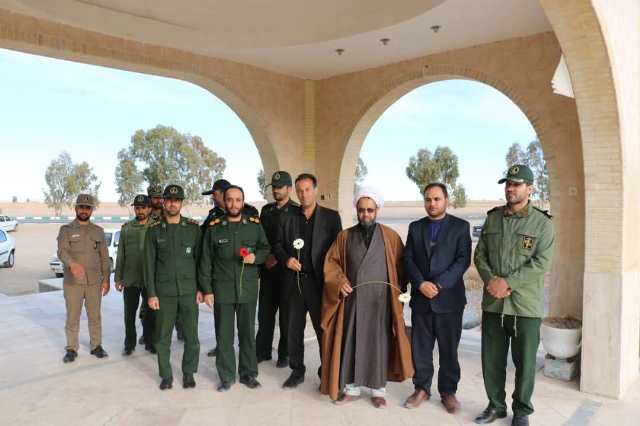 گزارش تصویری از مراسم غباررویی مقبره مطهر شهدای شهرستان خاتم گزارش تصویری از مراسم غباررویی مقبره مطهر شهدای شهرستان خاتم