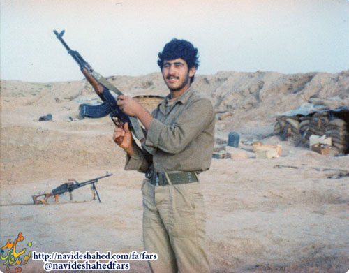 گریه هایش از عشق به شهادت بود گریه هایش از عشق به شهادت بود