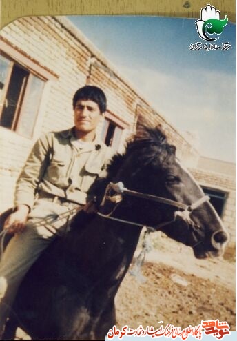 شهید ابراهیم حسین زاده: از خط امام(ره) منحرف نشوید شهید ابراهیم حسین زاده: از خط امام(ره) منحرف نشوید
