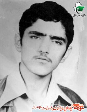 گذری بر زندگی سرباز شهيد محمدباقر كاويانى گذری بر زندگی سرباز شهيد محمدباقر كاويانى