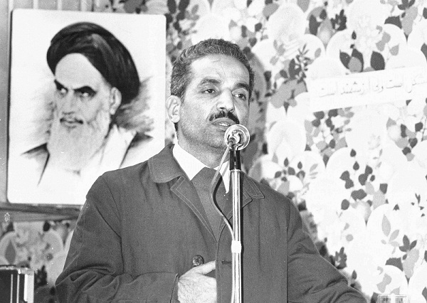 رجایی؛ آیینه سادگیها/ سادگی در زندگی شخصی رجایی؛ آیینه سادگیها/ سادگی در زندگی شخصی