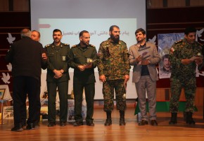 یادواره دانش آموزی «لاله‌های روشن» در شهرکرد برگزار شد