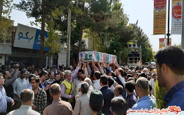 گزارش تصویری از تشییع پیکر شهید حسین امینیان گزارش تصویری از تشییع پیکر شهید حسین امینیان