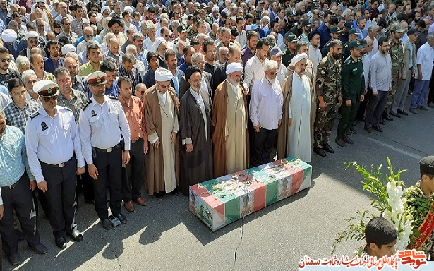 گزارش تصویری از تشییع پیکر شهید حسین امینیان گزارش تصویری از تشییع پیکر شهید حسین امینیان