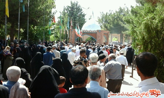 خانواده معظم شهدا و ایثارگران به زیارت خانه خدا رفتند+تصاویر خانواده معظم شهدا و ایثارگران به زیارت خانه خدا رفتند+تصاویر