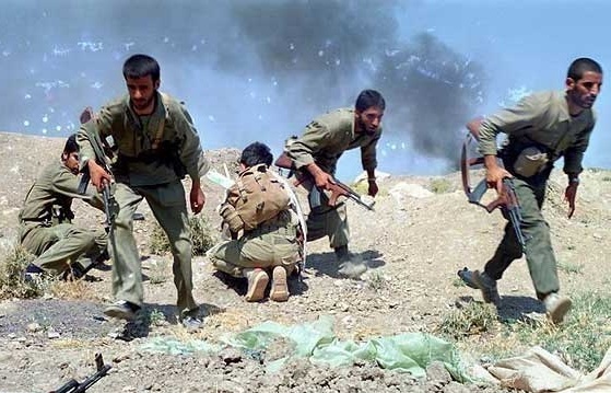 فیلم: نقش رزمندگان همدان در عملیات مرصاد به روایت سرداران فیلم: نقش رزمندگان همدان در عملیات مرصاد به روایت سرداران