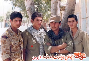 دفاع از کشور و دین وظیفه هر انسانی است دفاع از کشور و دین وظیفه هر انسانی است