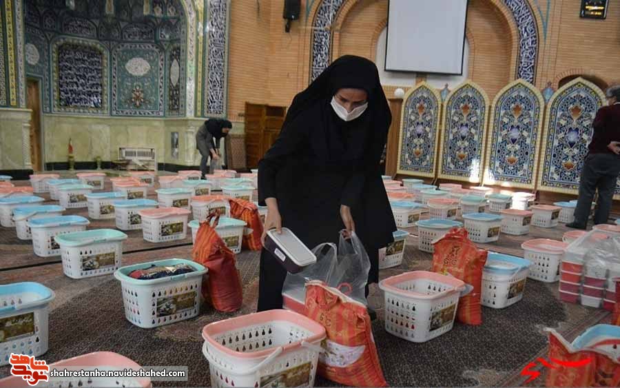 توزیع 110 هزار بسته معیشتی بین محرومان و نیازمندان استان تهران توزیع 110 هزار بسته معیشتی بین محرومان و نیازمندان استان تهران