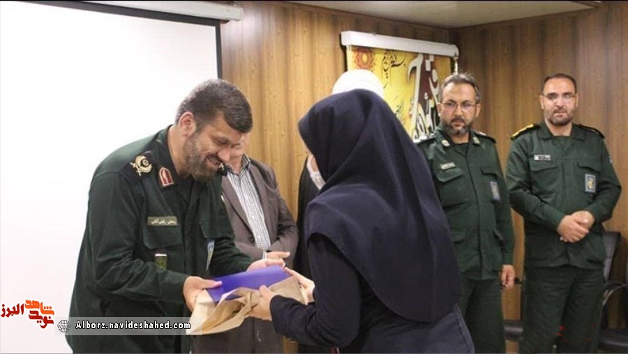 لحظههای تلاش مدافعان سلامت در خدمات رسانی به بیماران کرونایی فراموش ناشدنی است لحظههای تلاش مدافعان سلامت در خدمات رسانی به بیماران کرونایی فراموش ناشدنی است