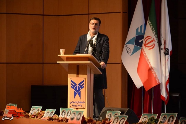 گزارش تصویری/ یادواره «پرواز پروانه» با حضور دکتر «قاضی زاده هاشمی» برگزار شد