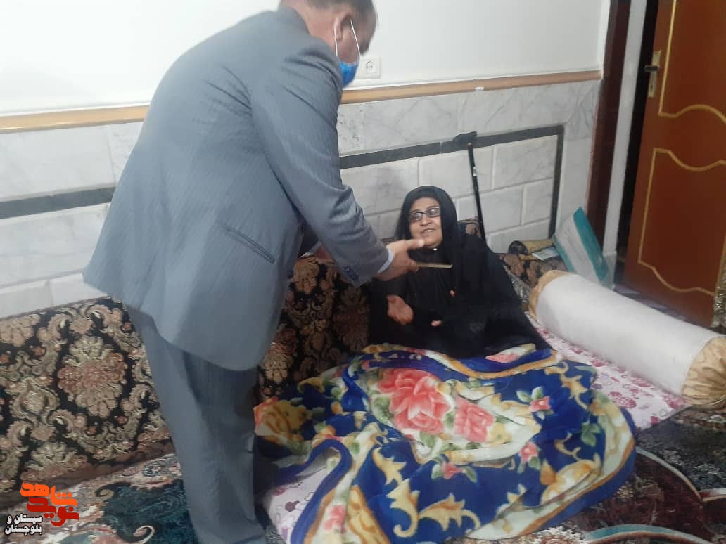 دیدار و تجلیل از مادران و همسران شهدا