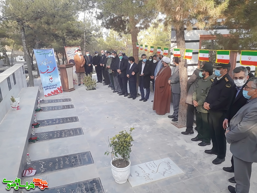 فرماندار جدید بینالود برای خدمت با شهدا پیمان بست با شهدا تجدید میثاق کرد