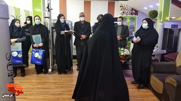 مسابقه دارت بین بانوان کارمند بنیاد شهید لرستان برگزار شد