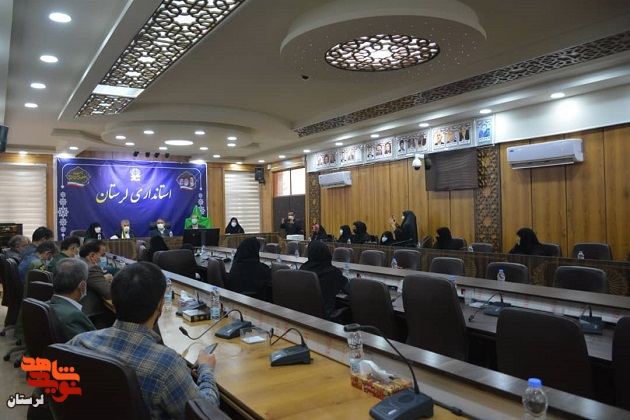 گزارش تصویری/ کتاب «بانو و باروت» در خرم آباد رونمایی شد