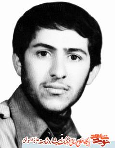 زن ها هم در جامعه حقی دارند و باید در صحنه باشند