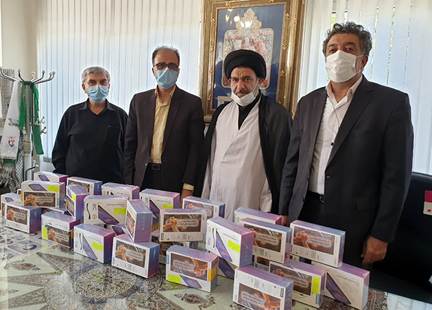 برای دانش آموزان شاهد و ایثارگر اصفهان «تبلت» تهیه شد