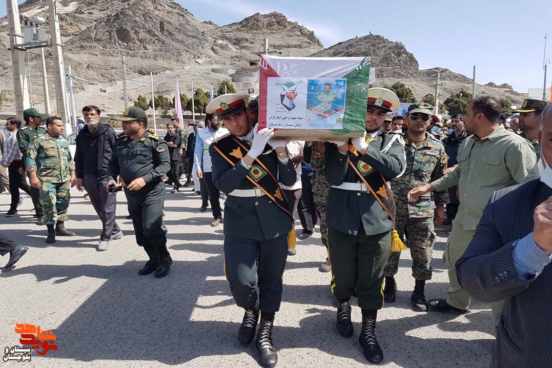 پیکر مطهر ۲ شهید فراجا در زاهدان تشییع شد