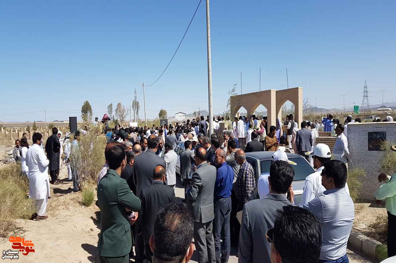 مراسم تشییع و خاکسپاری مادر شهیدان«دانش پایه» در زاهدان