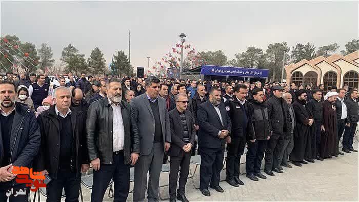 یادبود هشتمین سالروز شهادت آتش نشانان فداکار حادثه ساختمان پلاسکو در بهشت زهرا(س) برگزارشد.