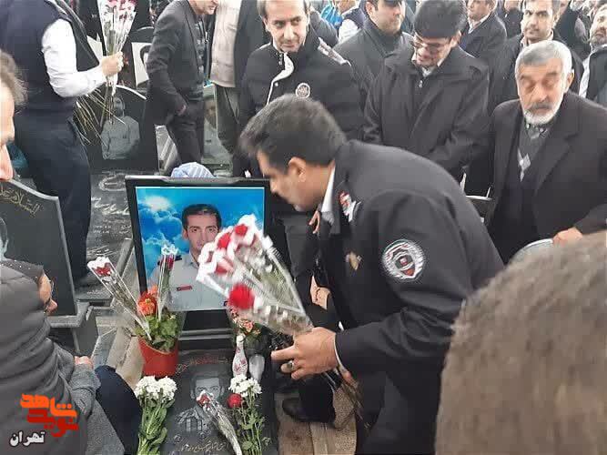 یادبود هشتمین سالروز شهادت آتش نشانان فداکار حادثه ساختمان پلاسکو در بهشت زهرا(س) برگزارشد.