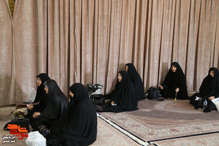 مراسم بزرگداشت سالگرد ارتحال امام خمینی (ره) و گرامیداشت شهدای خدمت