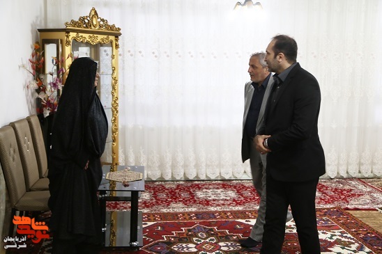 سلمانی و نریمانی بمناسبت سالروز بازگشت آزادگان به دیدار با دو آزاده رفتند سلمانی و نریمانی بمناسبت سالروز بازگشت آزادگان به دیدار با دو آزاده رفتند