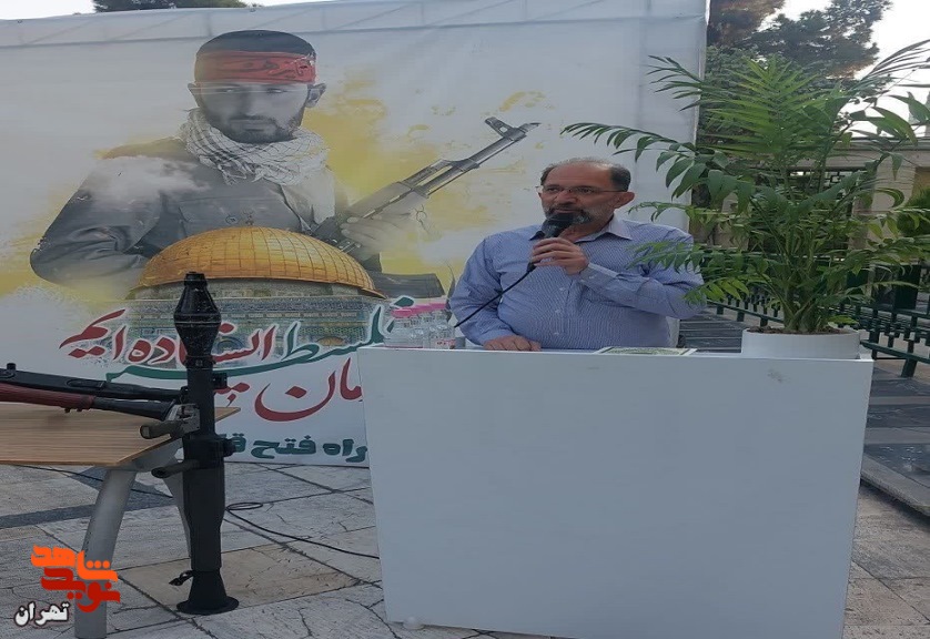 آیین غبار روبی و عطر افشانی مزار شهدا تهران برگزار شد