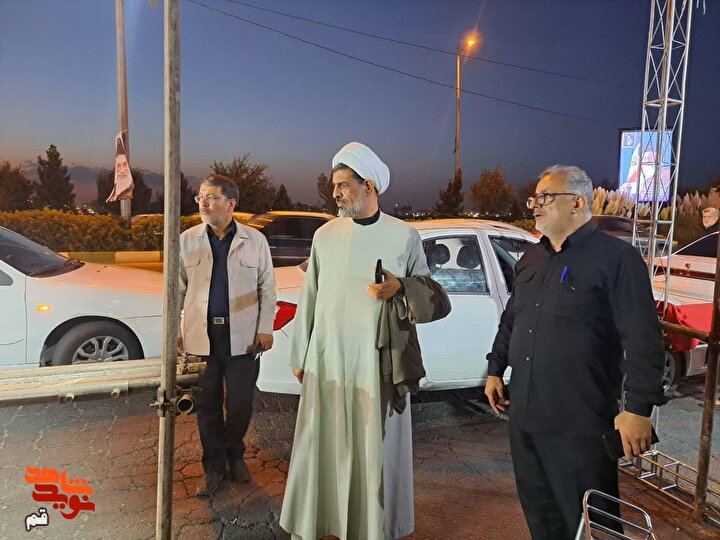 بازدید مدیرکل بنیاد شهید قم از مواکب خدمت‌رسان
