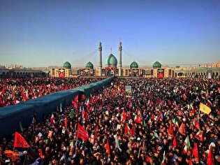 میزبانی مسجدمقدس جمکران از رهبر شهید انقلاب