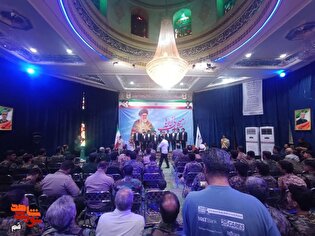 گلزار شهدای امامزاده شاه ابراهیم(ع) گلباران شد