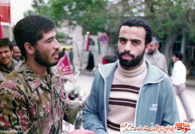 از چپ: محمد پولادوند - شهید غلام شکیبا