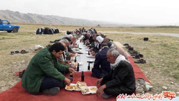  مراسم اعزام جمعی از آزادگان استان ایلام به مناطق عملیاتی میمک