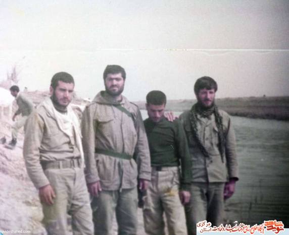 از چپ: حسن آجرلو - علی رنجبر - شهید محمدحسین بیگلری - محمد گلمحمدی