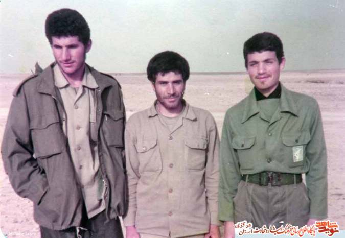از چپ: سید محمود میرمحمدی - شهید محمدحسین بیگلری - جانباز محمد عاشوری