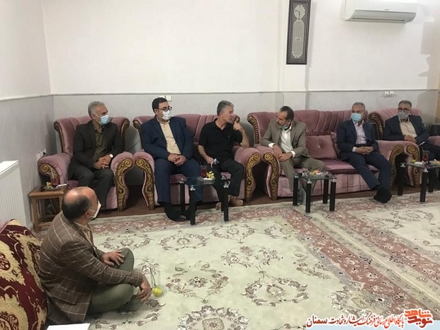 دیدار مسئولین بنیاد شهید شهرستان و استان سمنان با جانباز گرانقدر ۲۵ درصد داود خطیری‌فر - سی‌ام شهریورماه ۱۴۰۰ سمنان