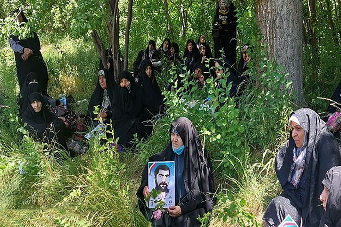 محفل خاطره‌گویی همسران معزز شهدای شهرستان سمنان - موزه تاریخی روستای ملاده