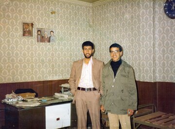 از چپ: علی زندی- شهید محمود معین الاسلام