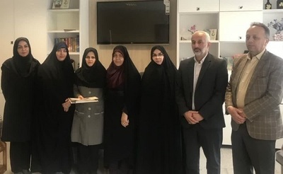 تجلیل از معلمان مدرسه فجر شاهد